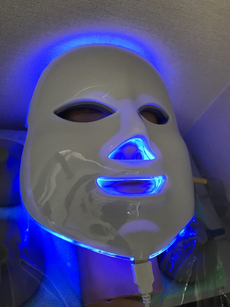 光治療  LEDマスク導入 尾道の人気エステを目指す徒然ブログ